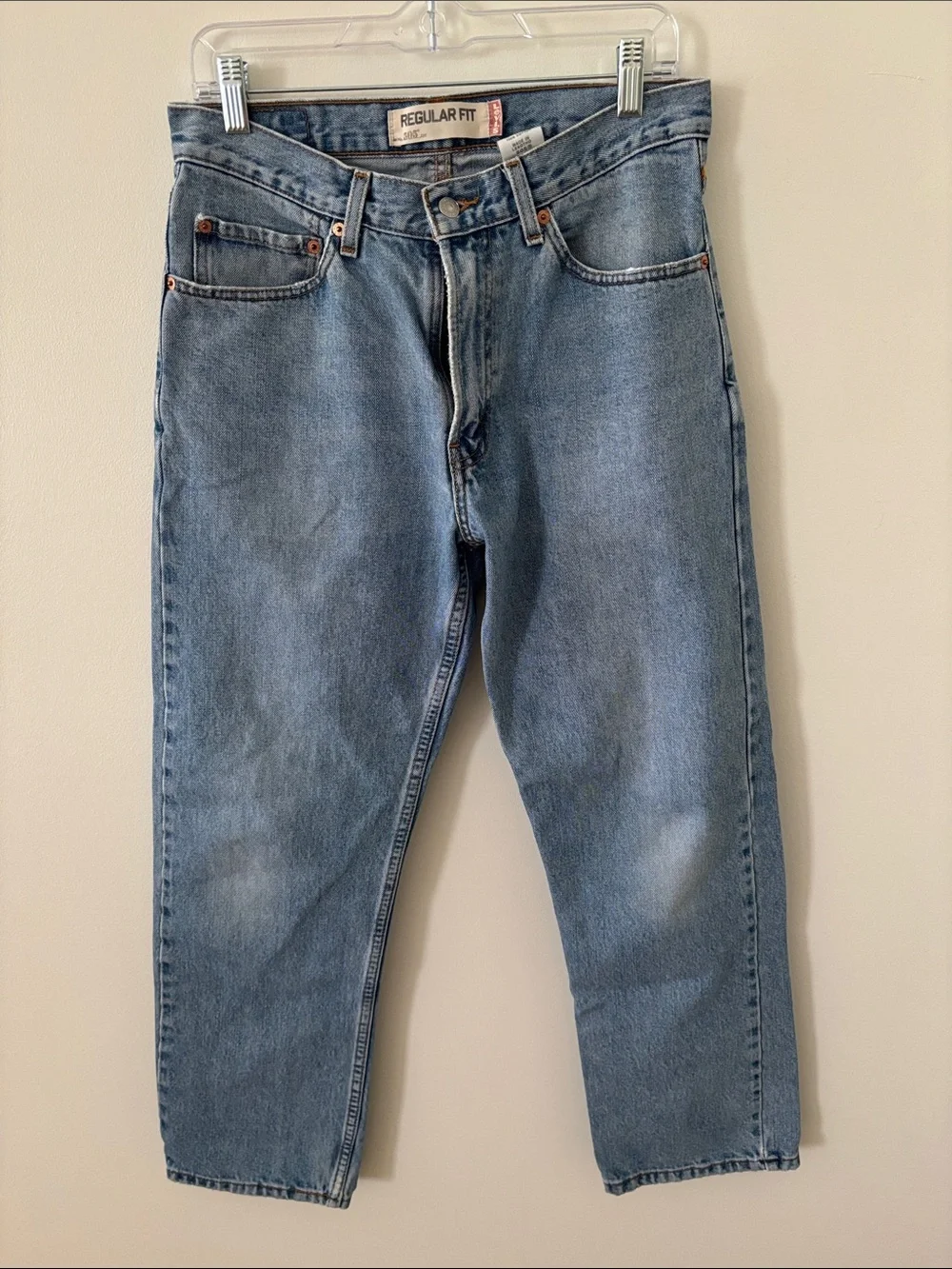 Levi's Regular Fit Relaxed Jeans in Light Blue Wash